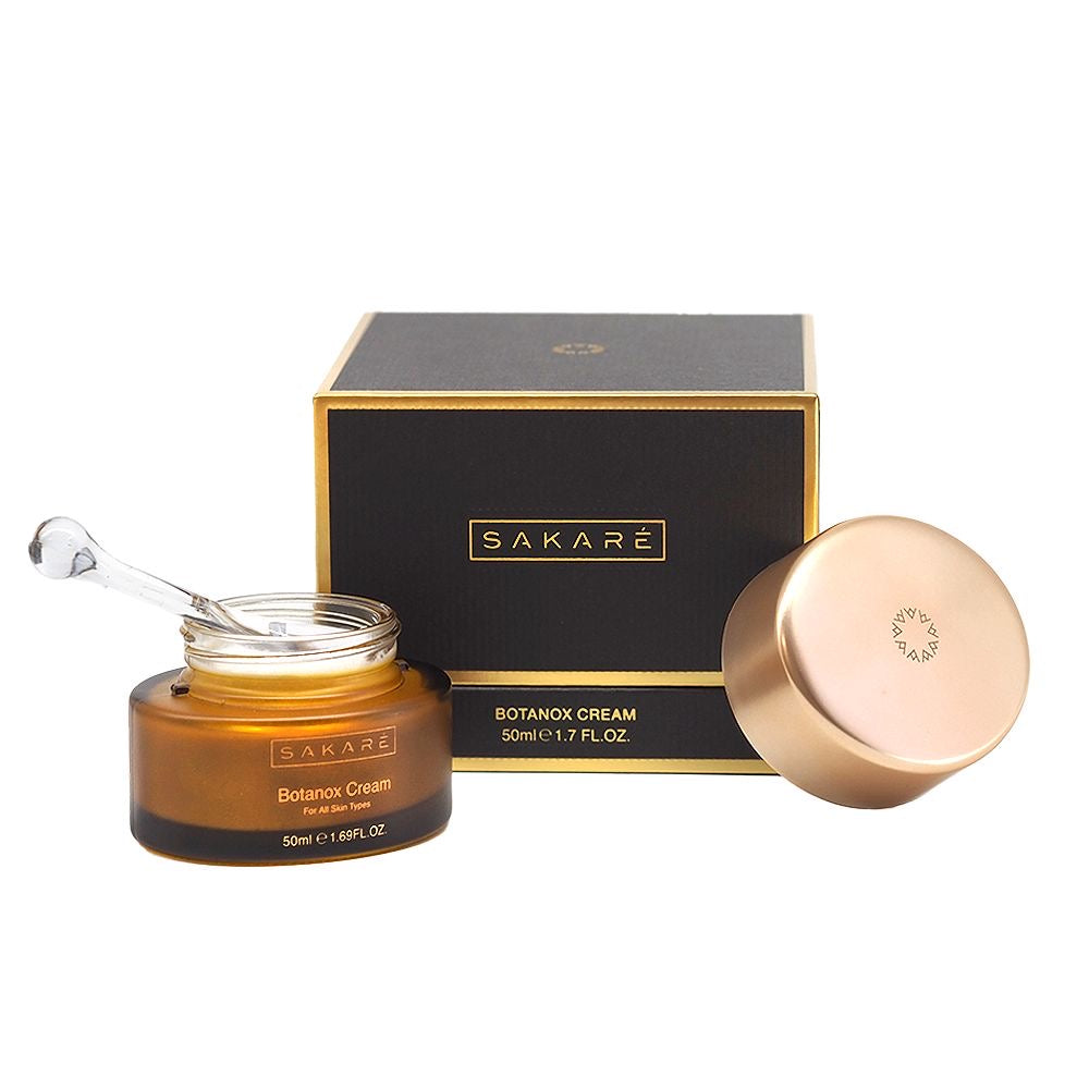 SAKARE Mineral Peeling Gel 50ml／Nail Kit